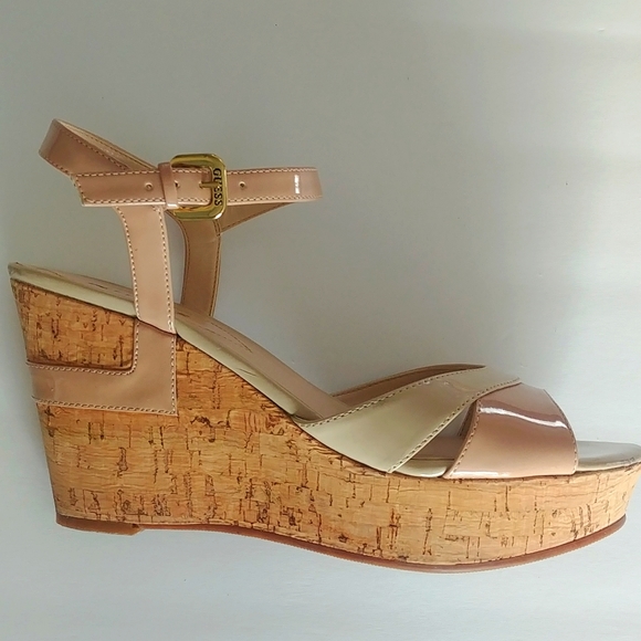 Guess Cork 4 Inche Heels - Picture 8 of 16